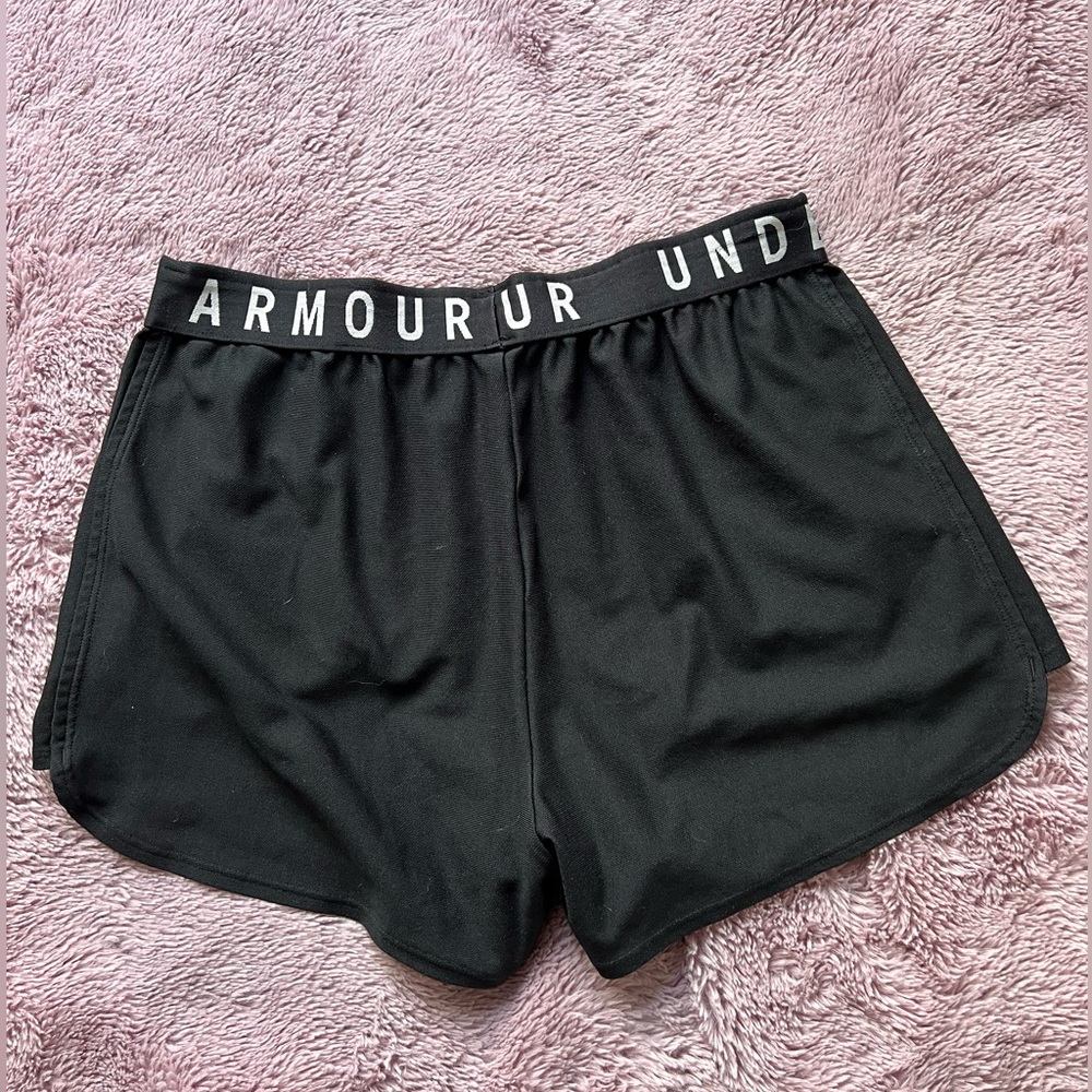 Under Armour active shorts - Picture 2 of 6